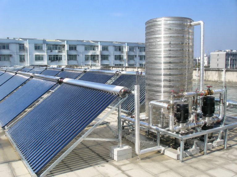 偃师区商用大容量真空管太阳能热水系统